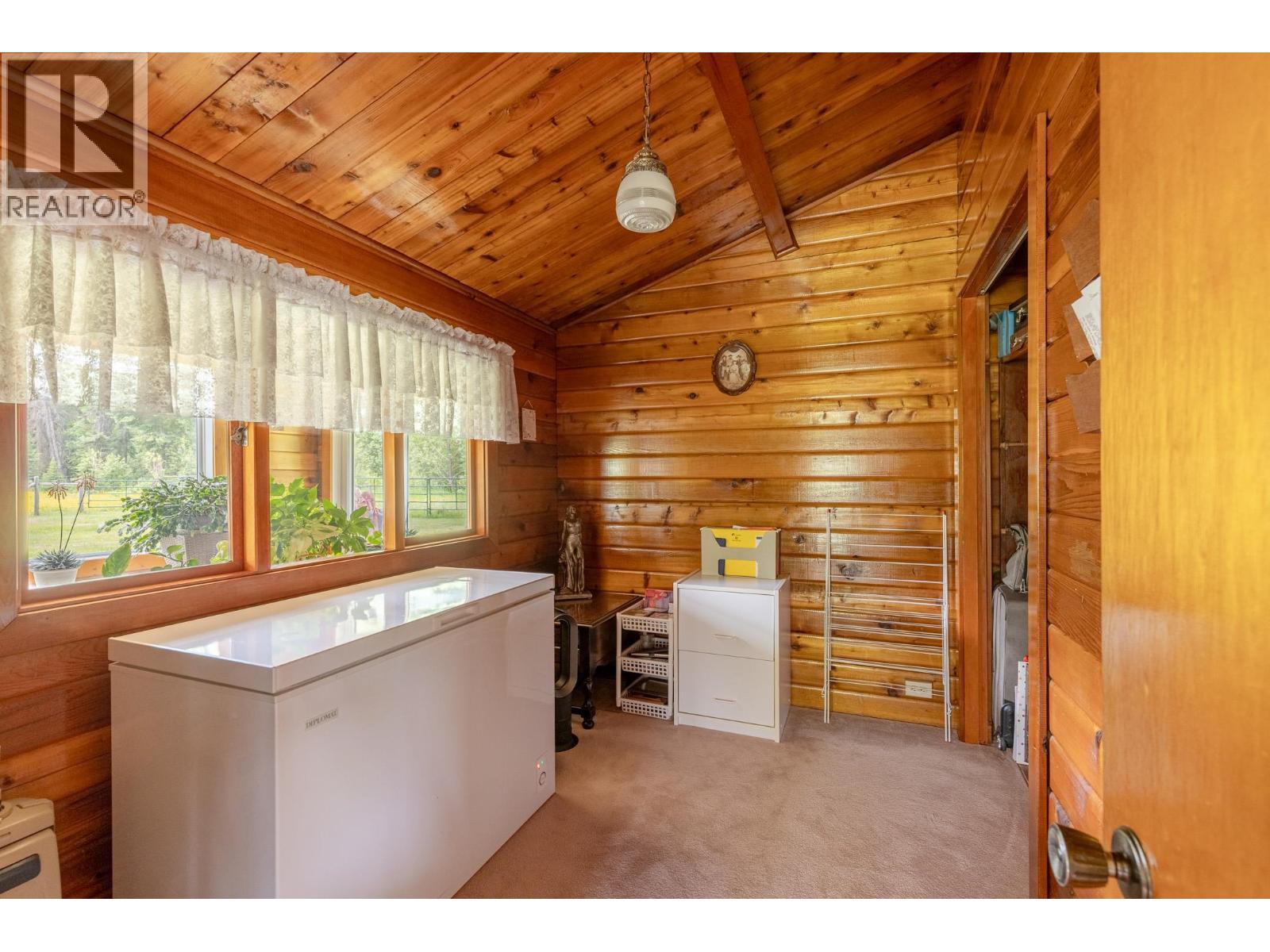 8210 S 5 HIGHWAY - 13