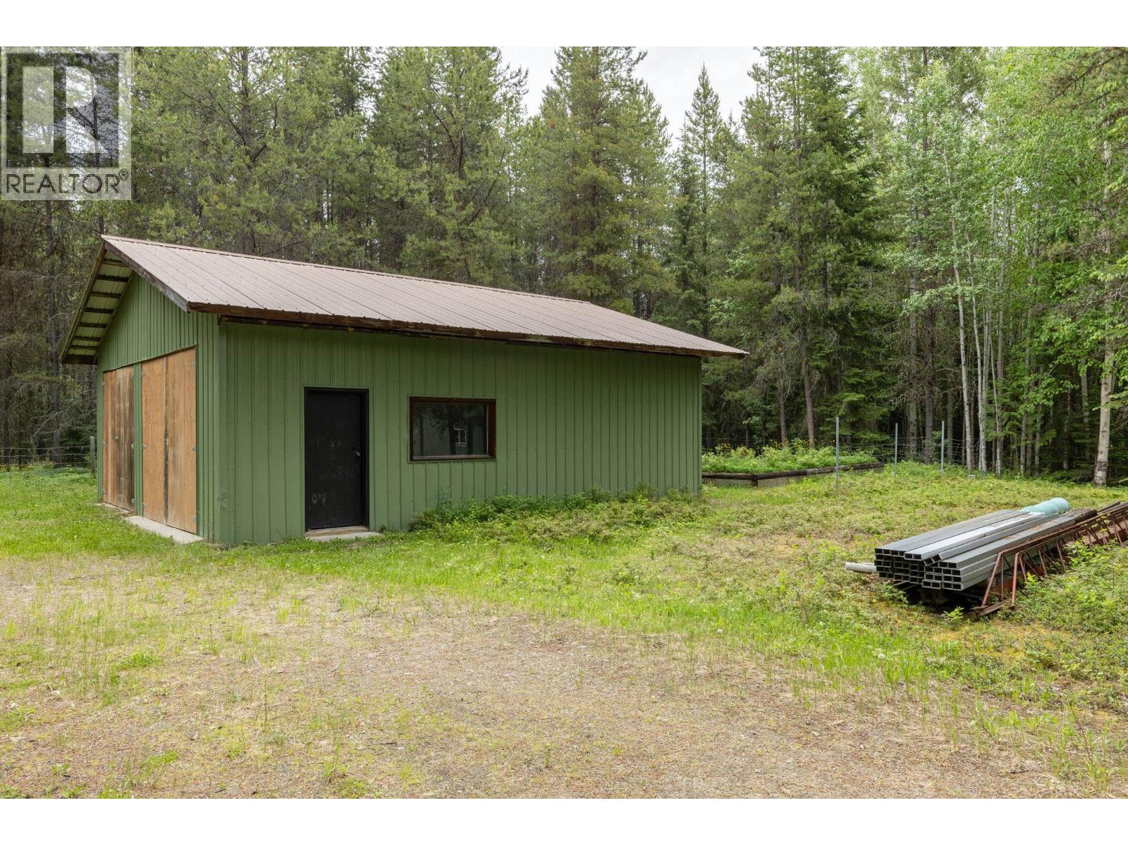 8210 S 5 HIGHWAY - 26