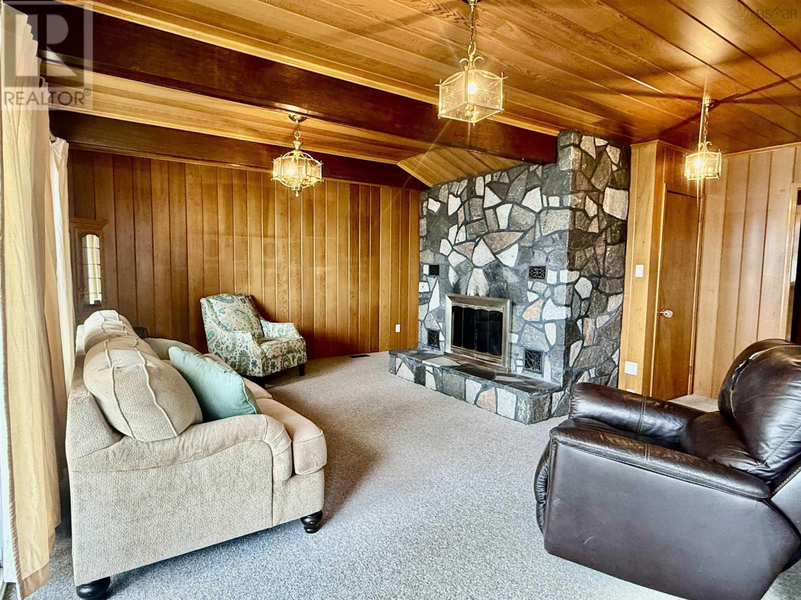 429 Clinton Road - 16