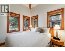 4728 A Settebello Drive, Whistler, BC V8E0Z4 Photo 11