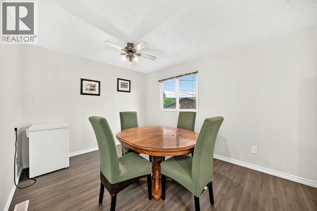 4331, 72 Street Street NW — photo 11
