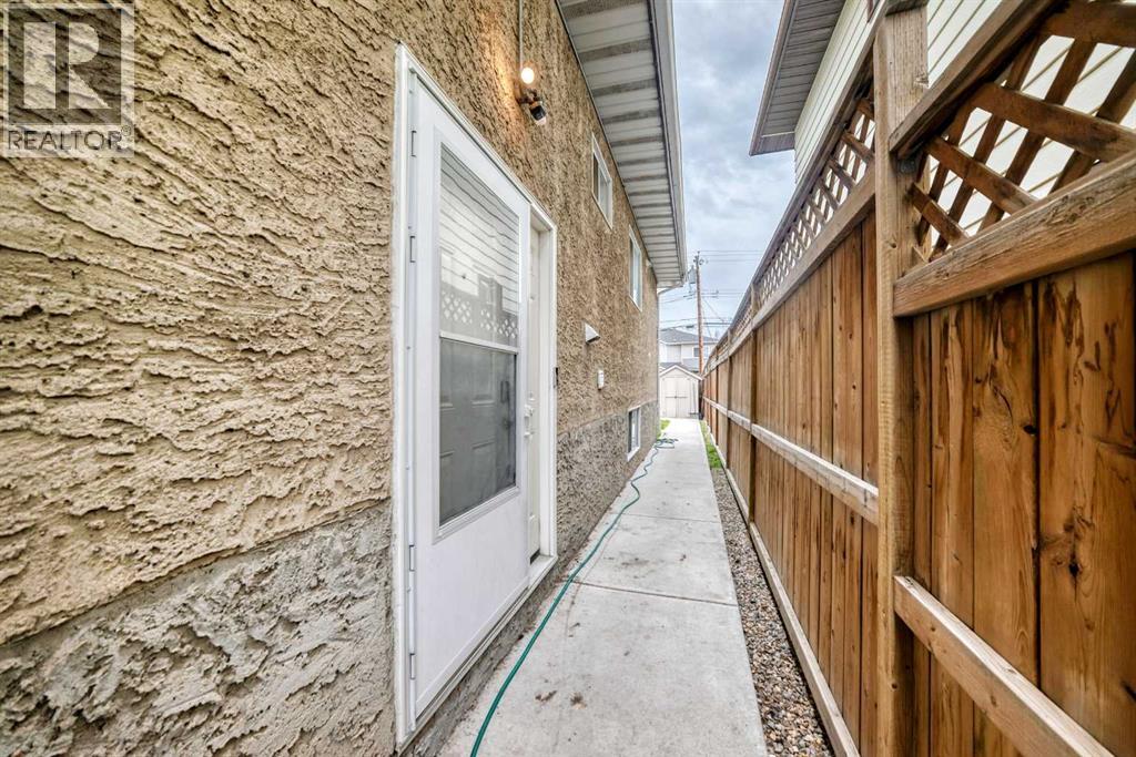 4331, 72 Street Street NW - photo 3