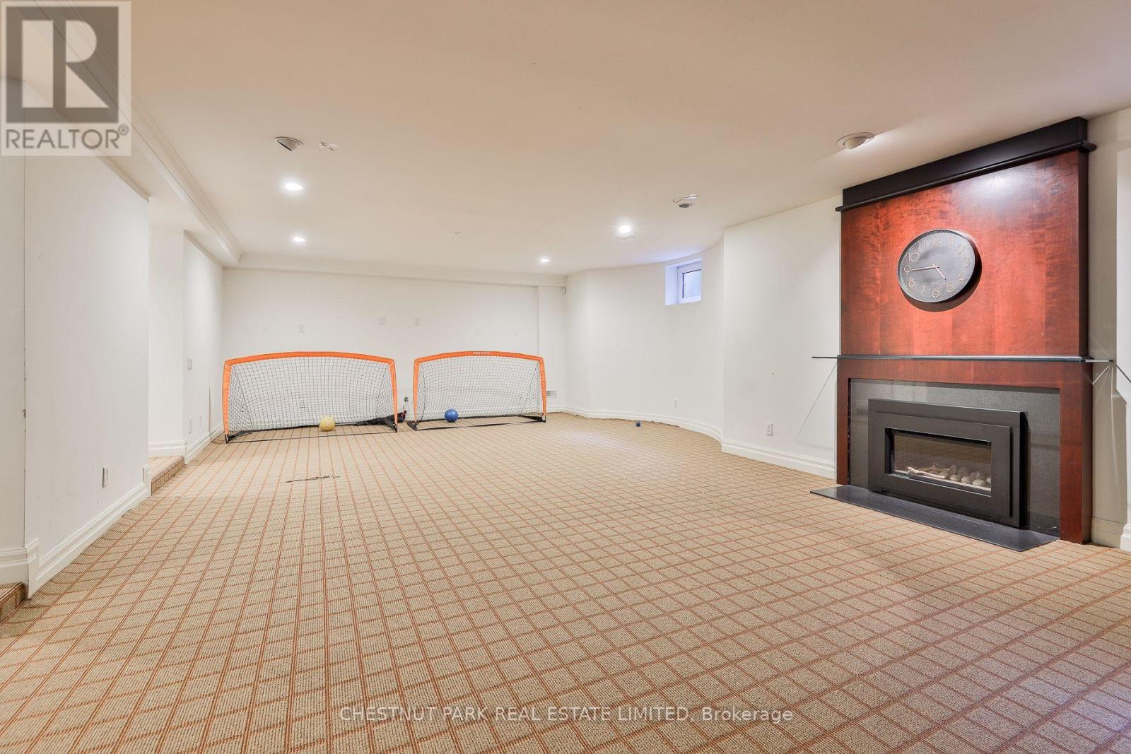 1 GLEN EDYTH PLACE - 27
