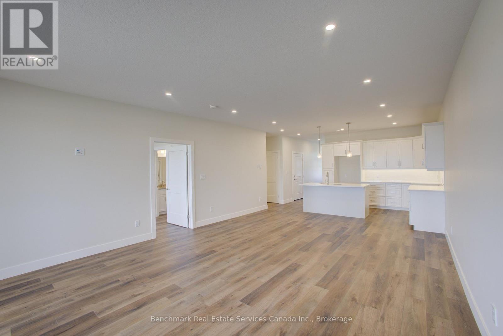 59 CAVALIER CRESCENT - 17
