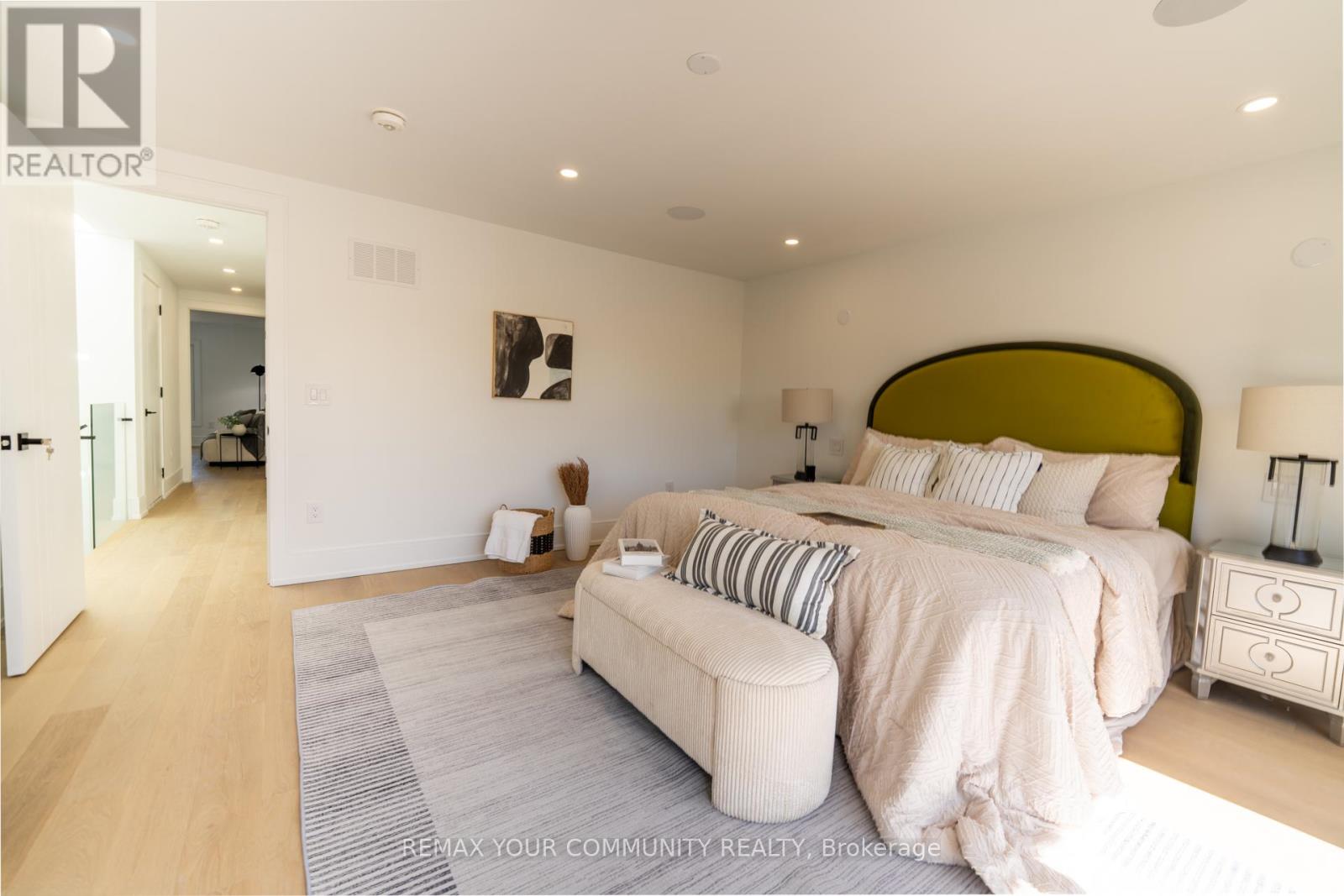 360 WOODMOUNT AVENUE - 19