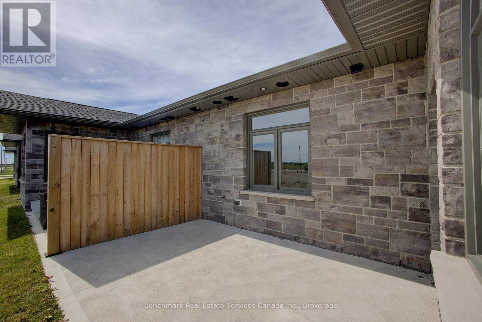 59 CAVALIER CRESCENT - 21