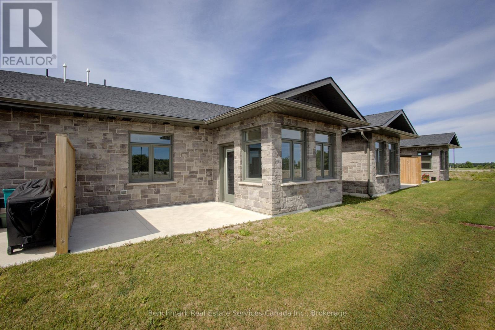 59 CAVALIER CRESCENT - 33