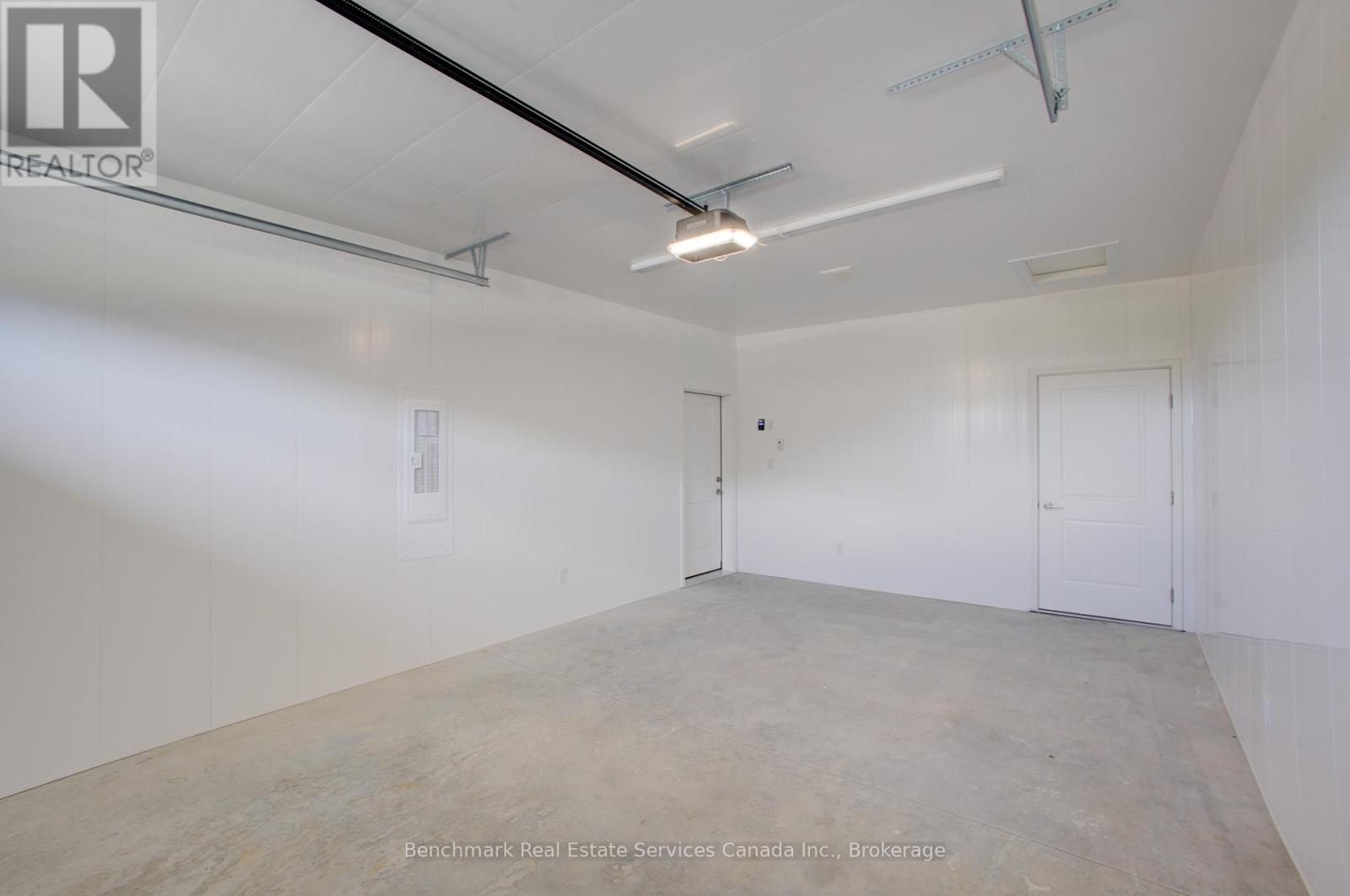 59 CAVALIER CRESCENT - 29