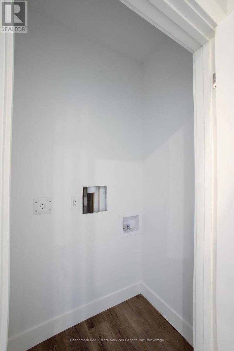 59 CAVALIER CRESCENT - 27