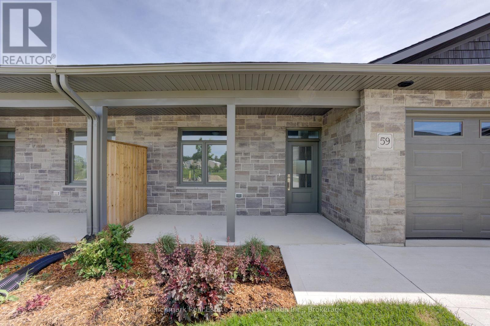 59 CAVALIER CRESCENT - 4