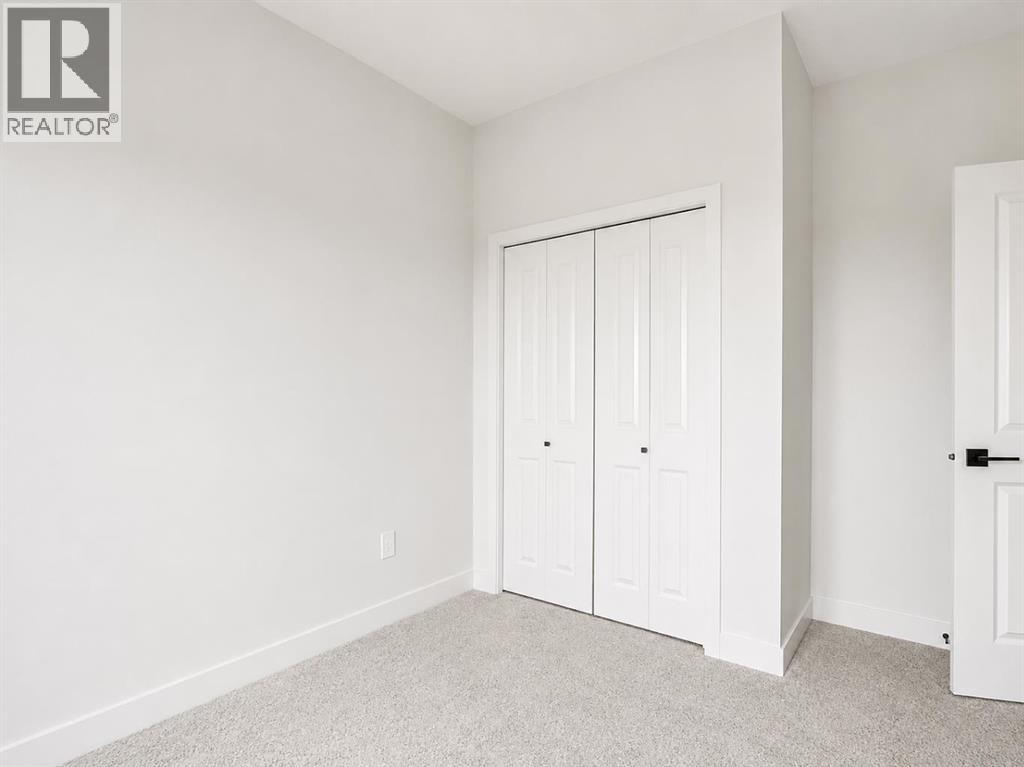 8557 72 Avenue — photo 13