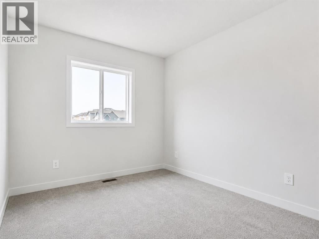 8557 72 Avenue — photo 15