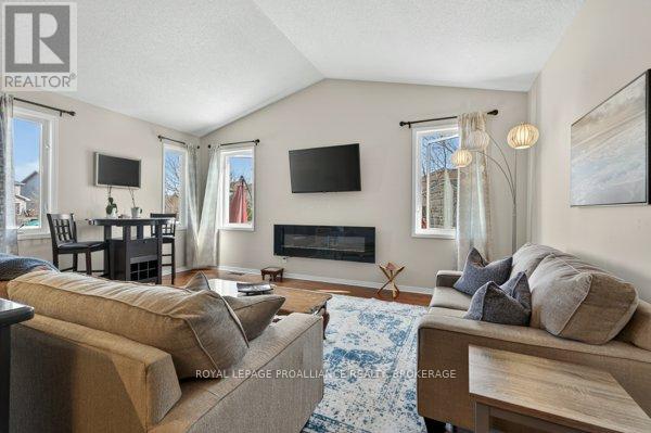 1425 EVERGREEN DRIVE - 11