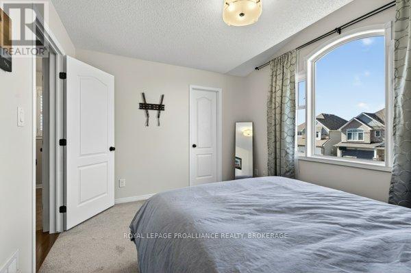 1425 EVERGREEN DRIVE - 33