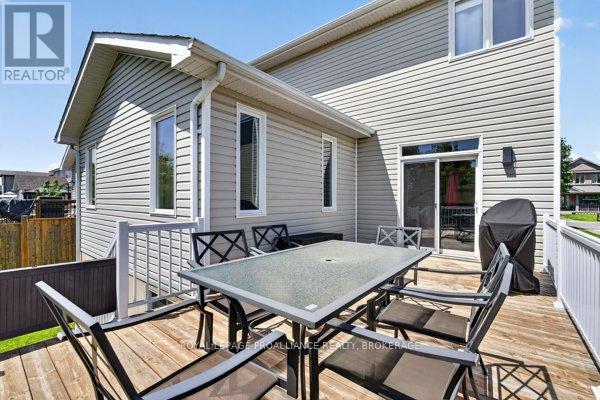 1425 EVERGREEN DRIVE - 42