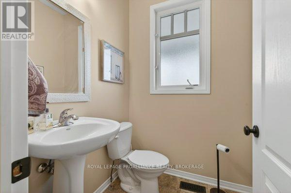 1425 EVERGREEN DRIVE - 8