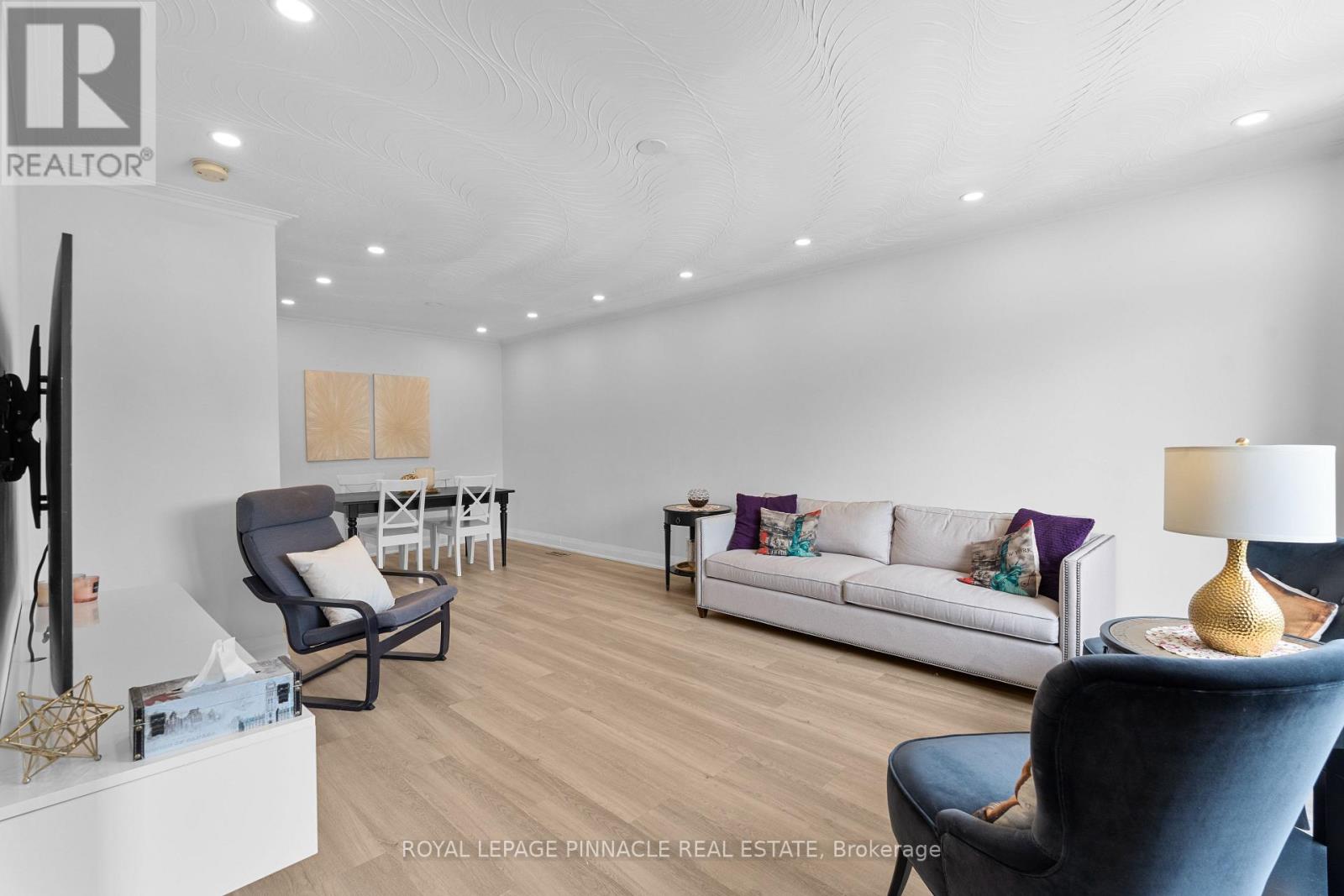 3361 THE CREDIT WOODLANDS - 10