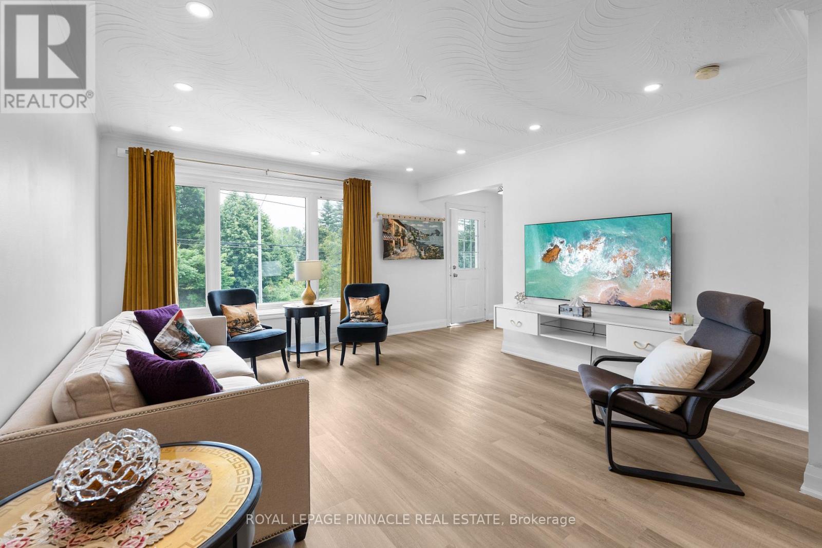 3361 THE CREDIT WOODLANDS - 11