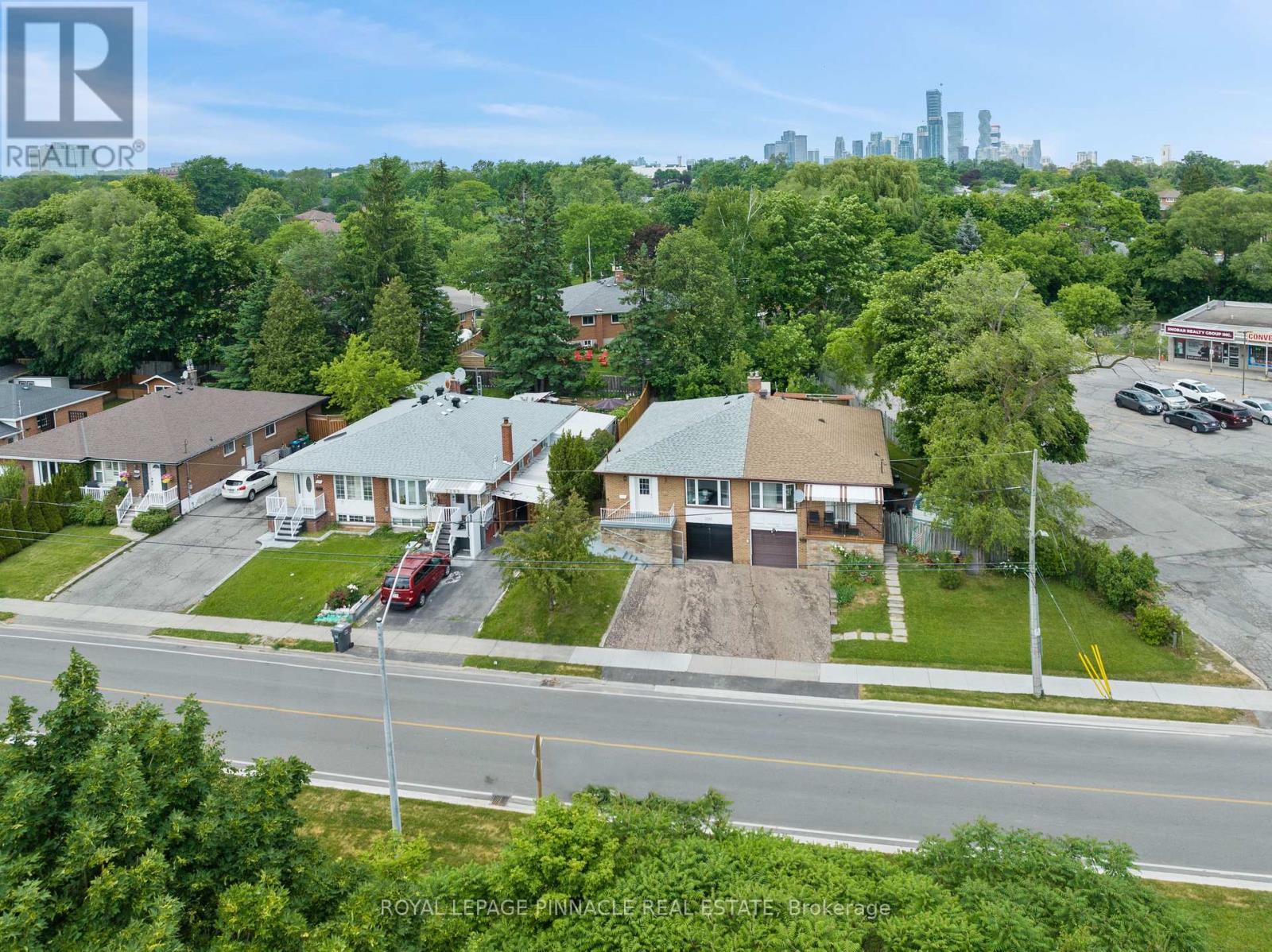 3361 THE CREDIT WOODLANDS - 2