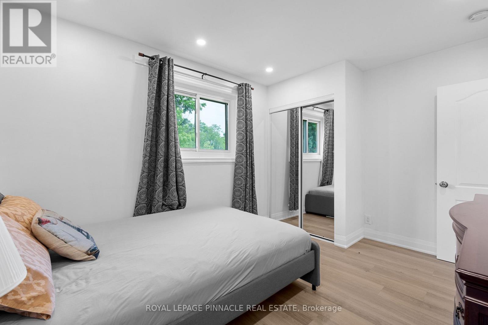 3361 THE CREDIT WOODLANDS - 22