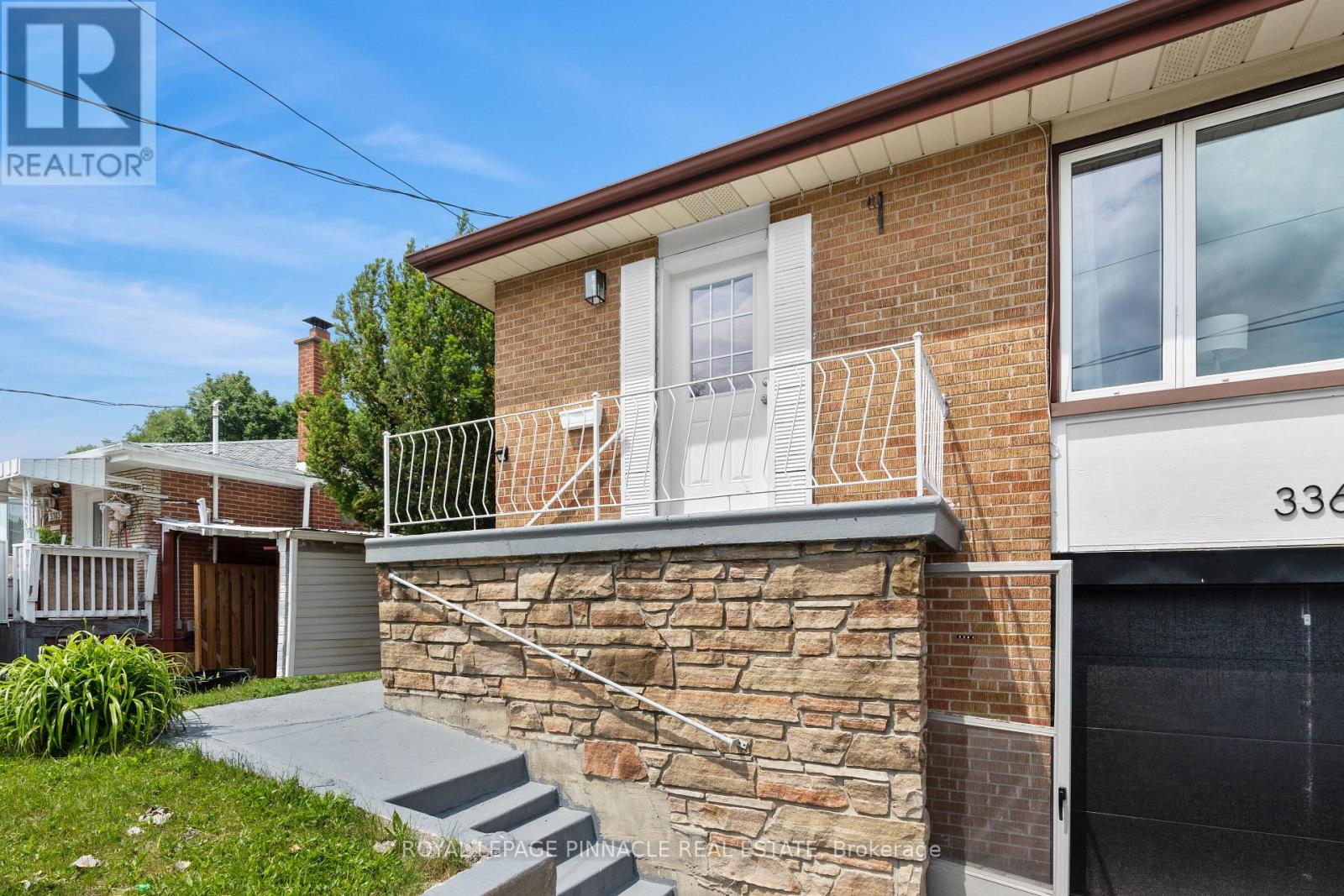3361 THE CREDIT WOODLANDS - 3