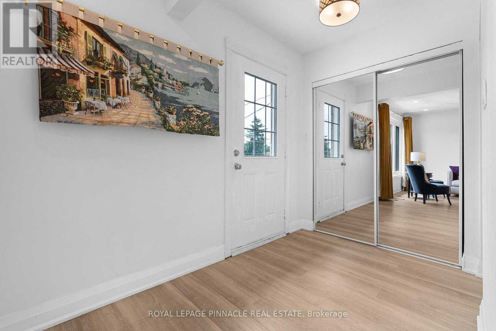 3361 THE CREDIT WOODLANDS - 6