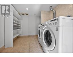 426 Armadale Avenue, Toronto, ON M6S3X8 Photo 46