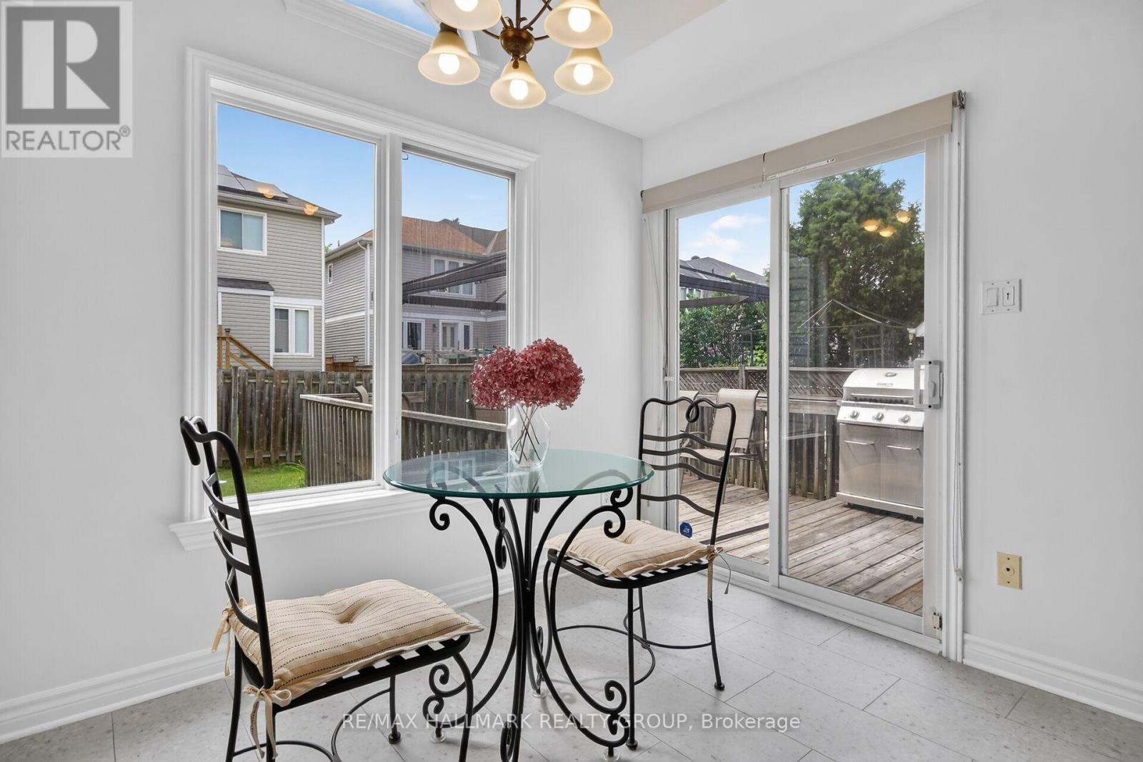 258 DEERFOX DRIVE - 15