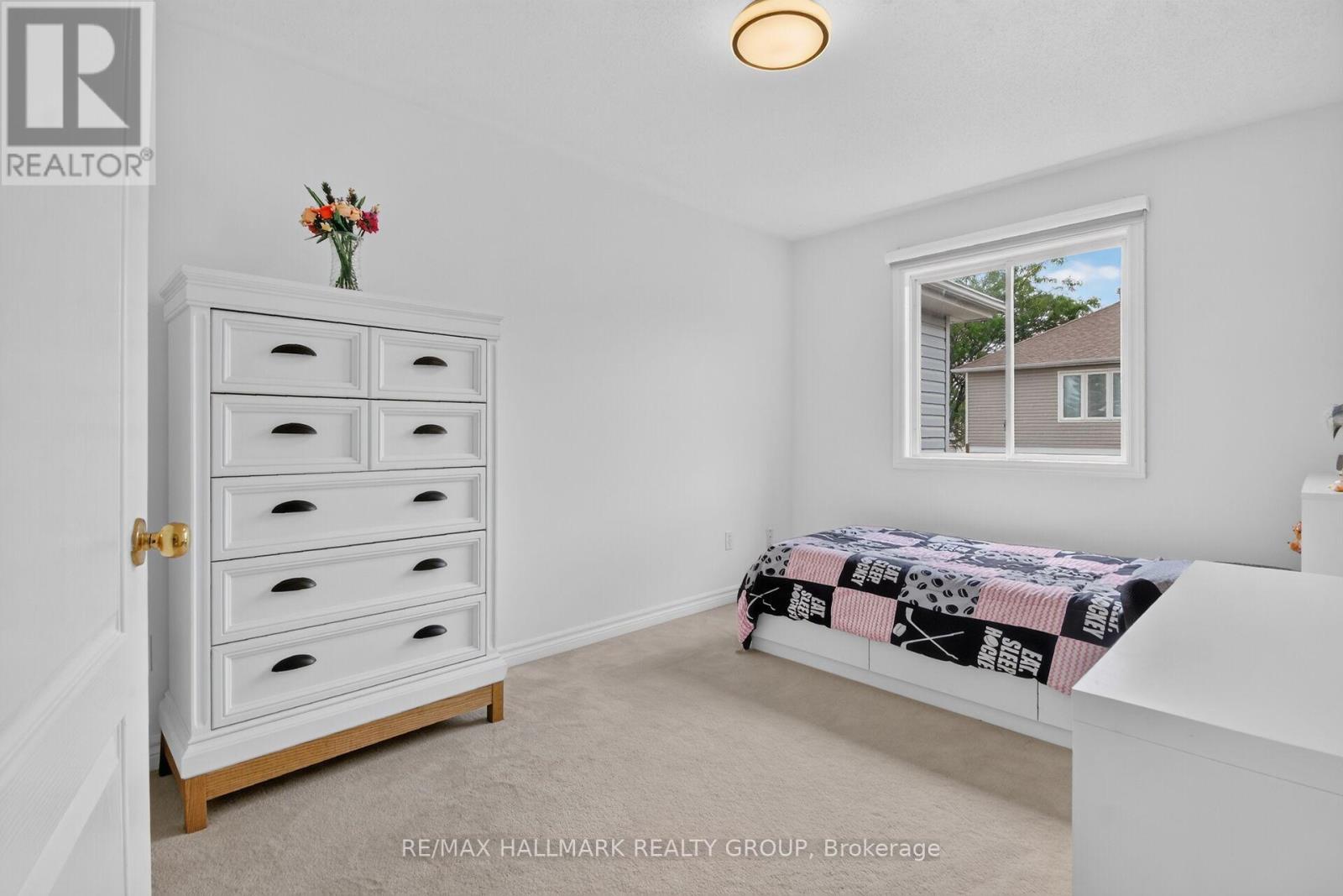 258 DEERFOX DRIVE - 30