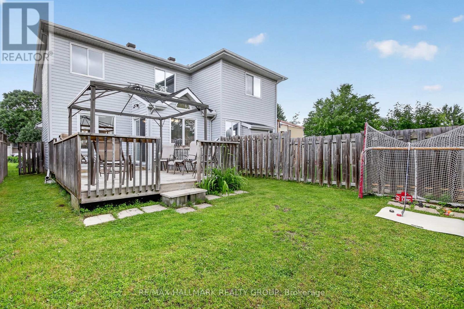 258 DEERFOX DRIVE - 44