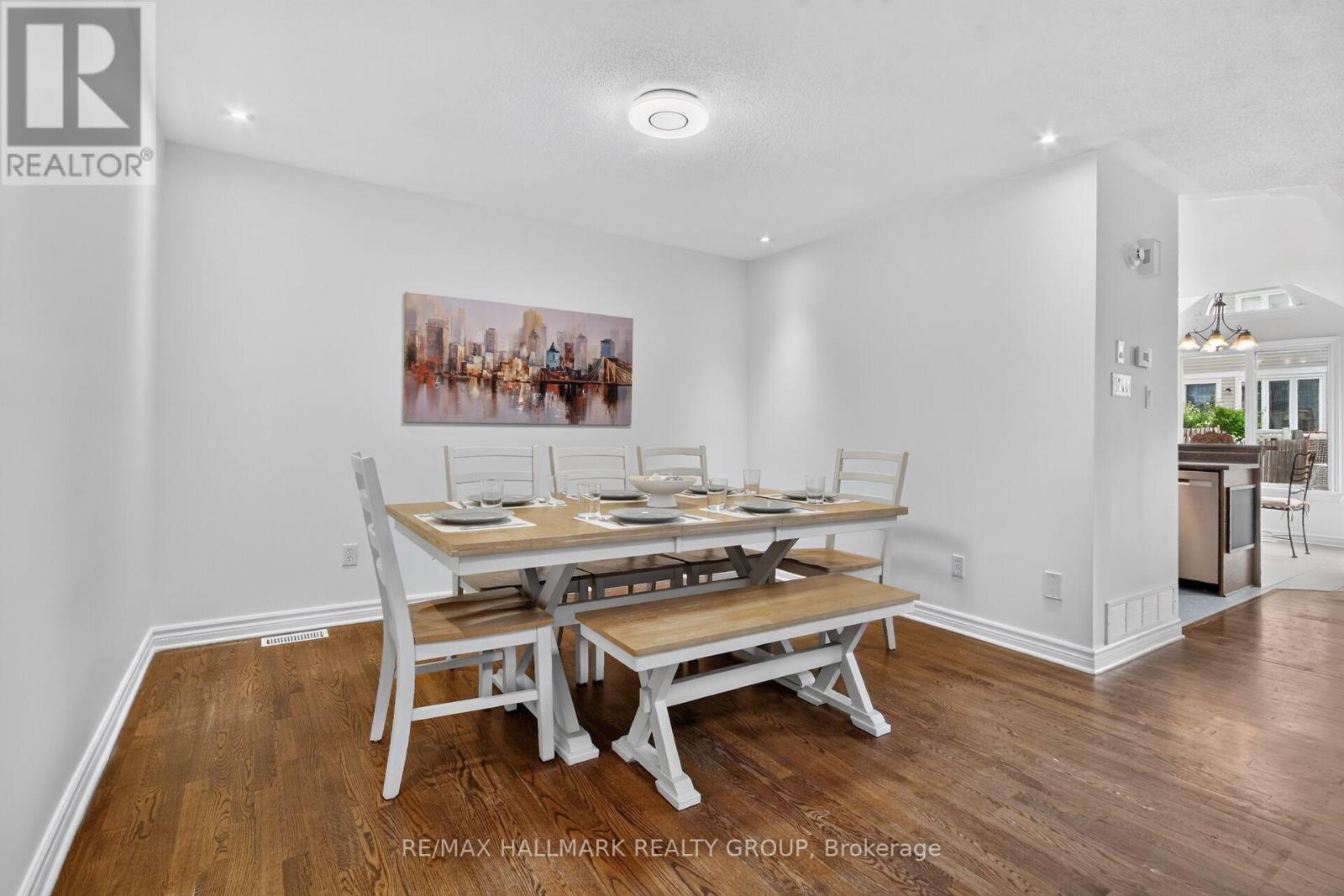 258 DEERFOX DRIVE - 8