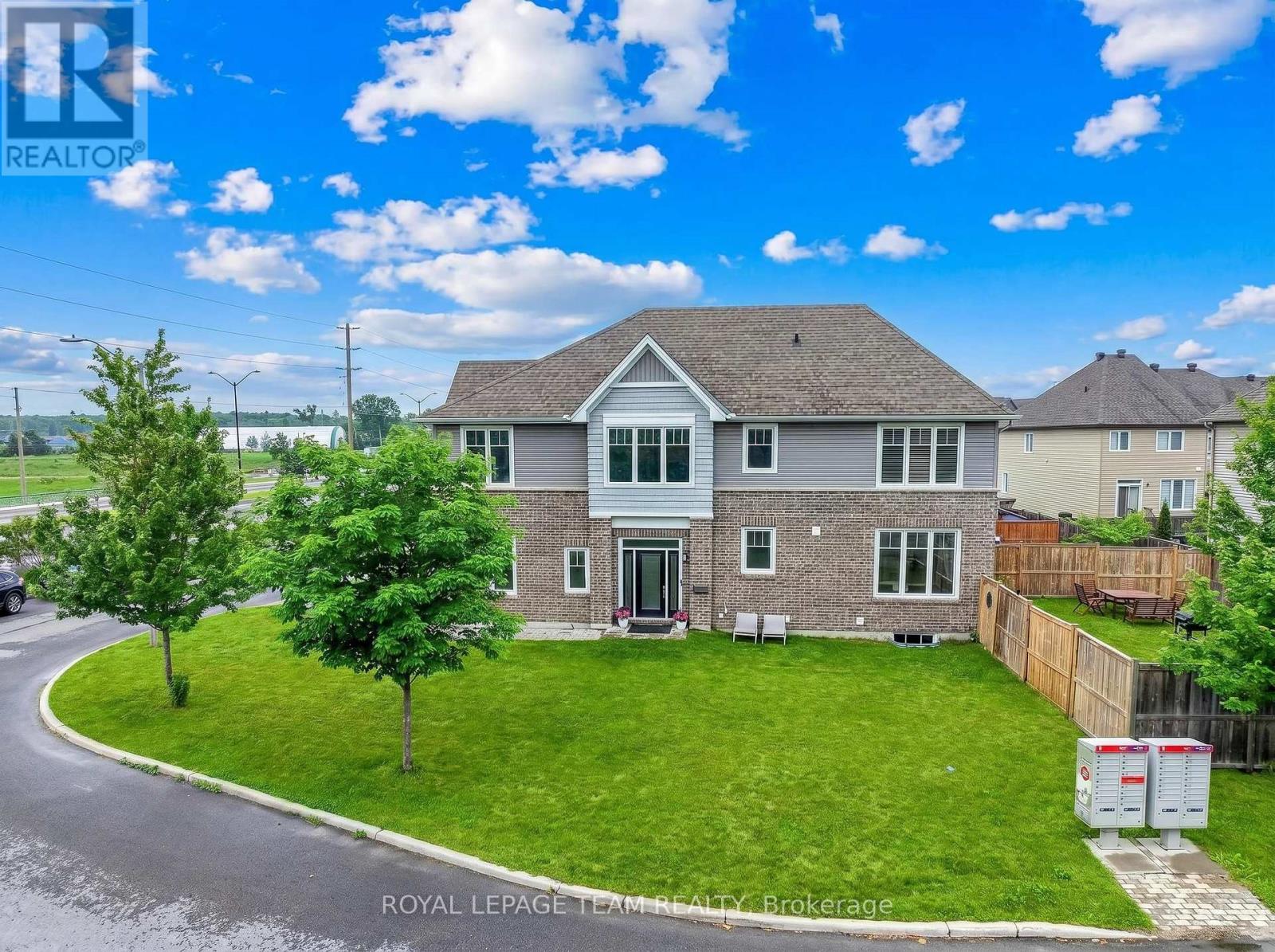 3 Bed, 4 Bath House for Sale in Ottawa – 138 ERIC MALONEY WAY, Ottawa – MLS# X13452458 - Image 46