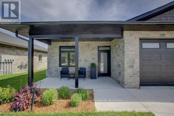 63 CAVALIER CRESCENT - 4