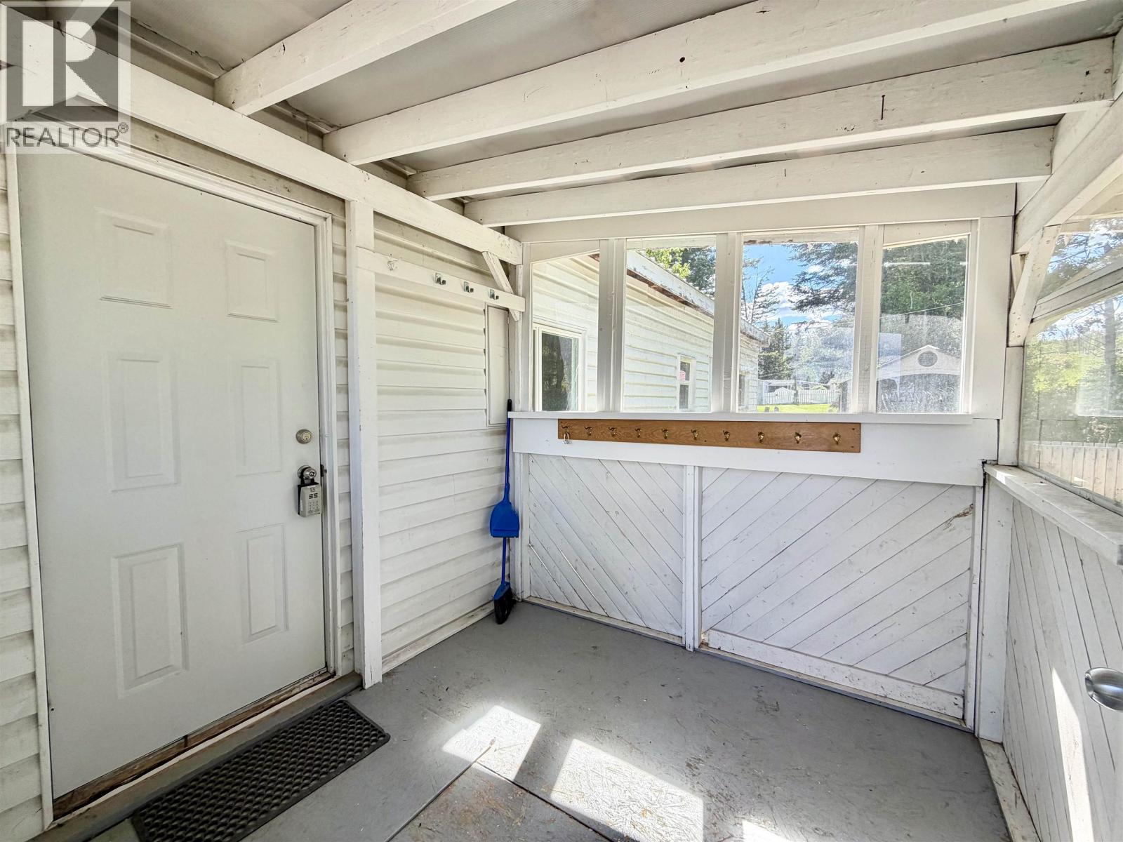#10 5506 PARK DRIVE - Image 5