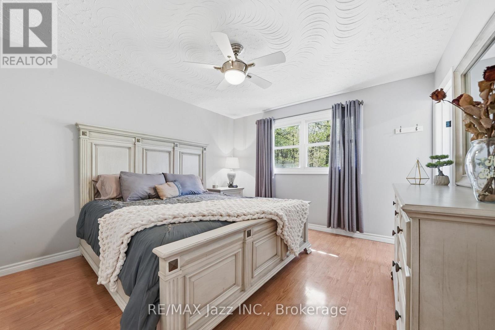 392 TOWNSEND ROAD - 11