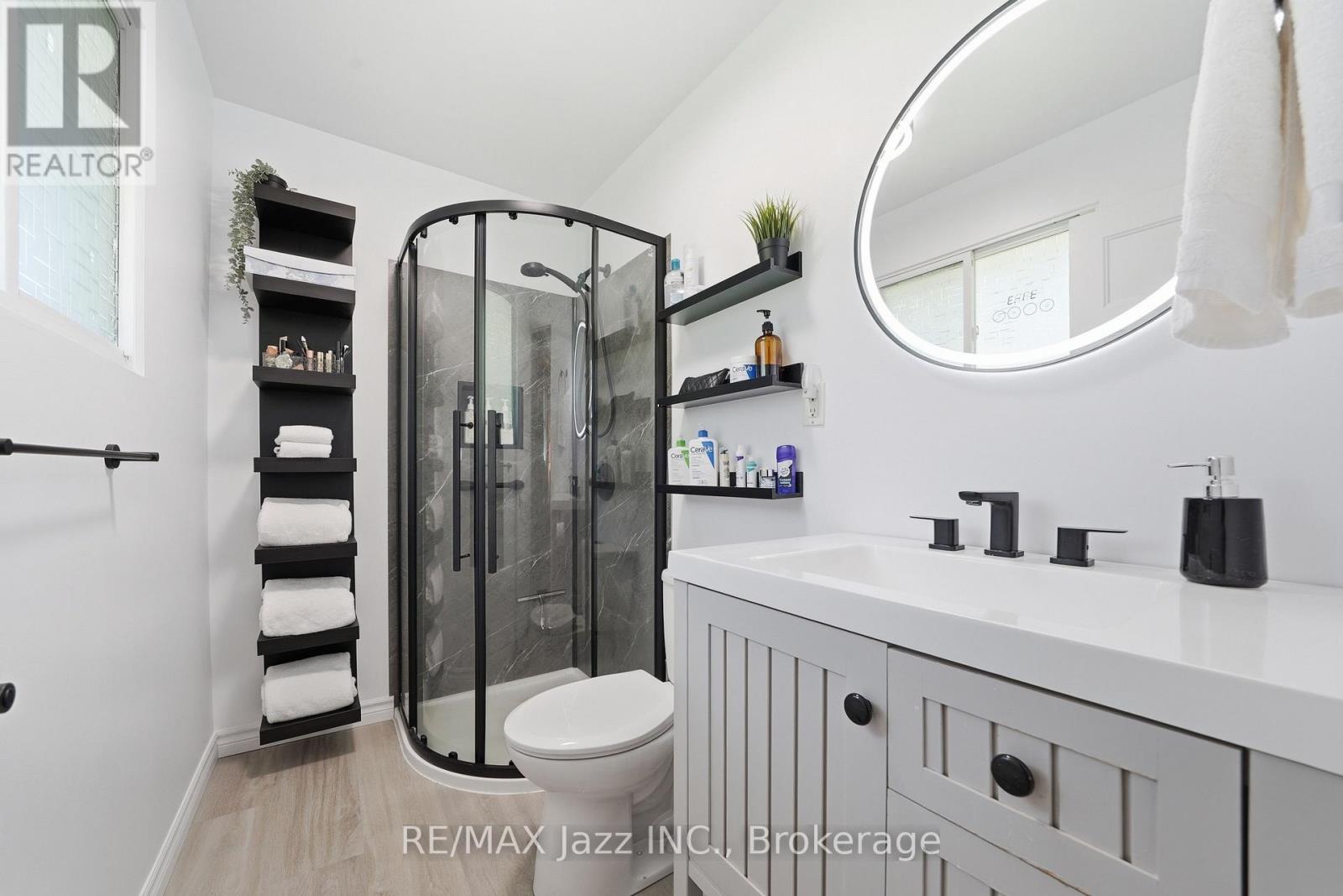 392 TOWNSEND ROAD - 13