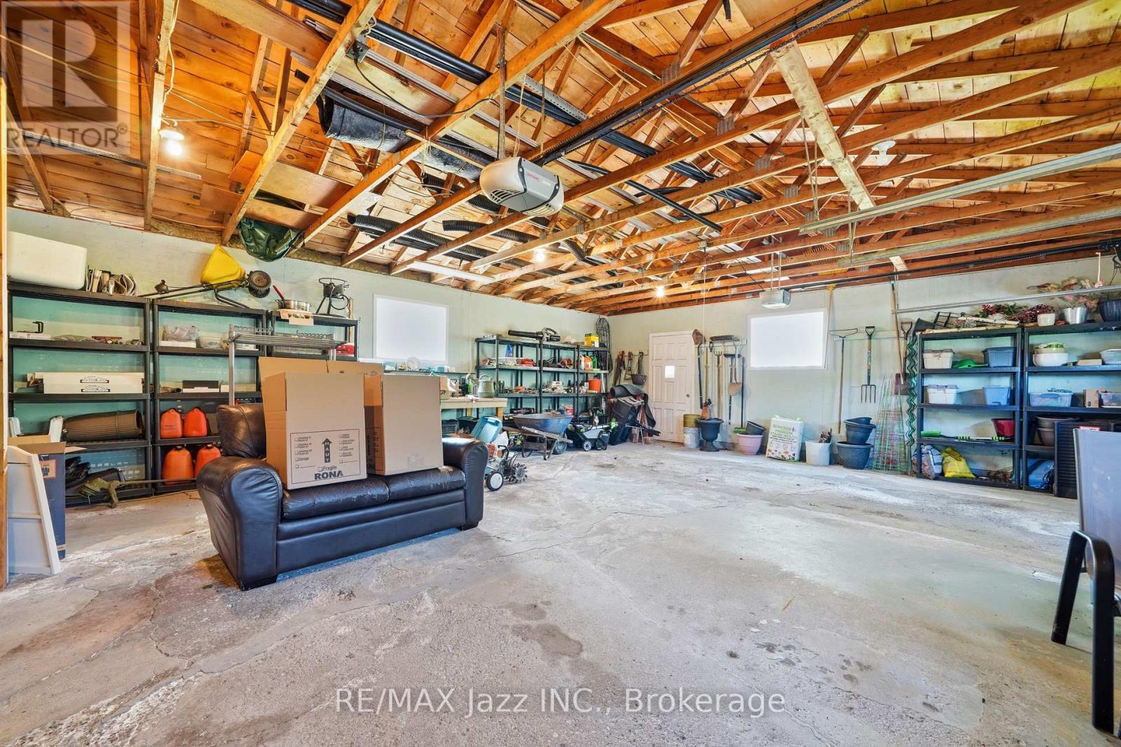 392 TOWNSEND ROAD - 28