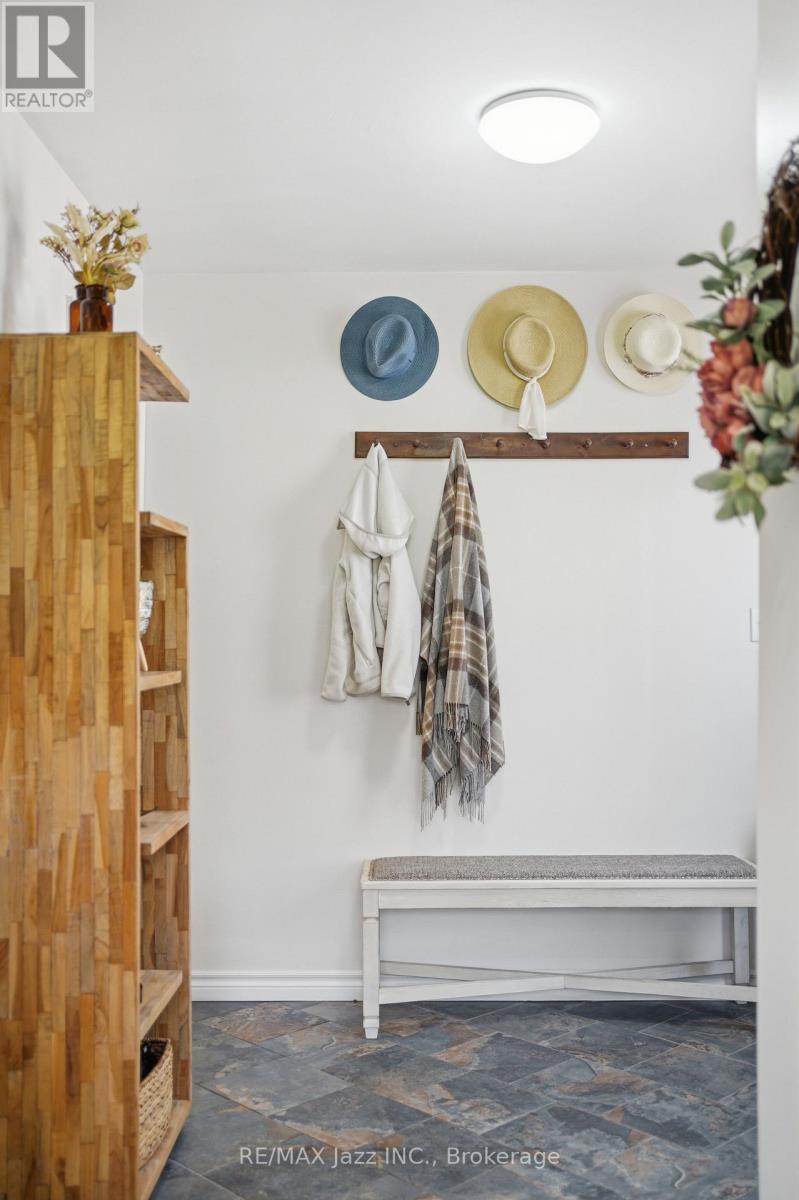 392 TOWNSEND ROAD - 8