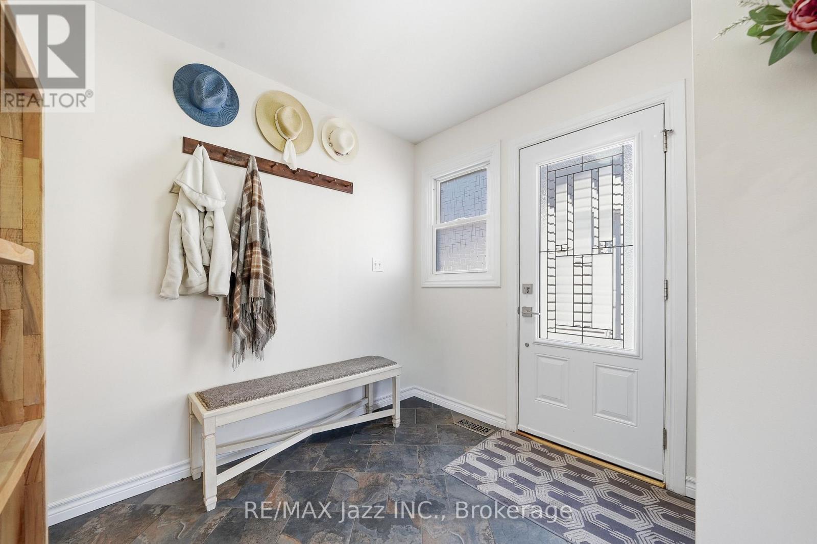 392 TOWNSEND ROAD - 7