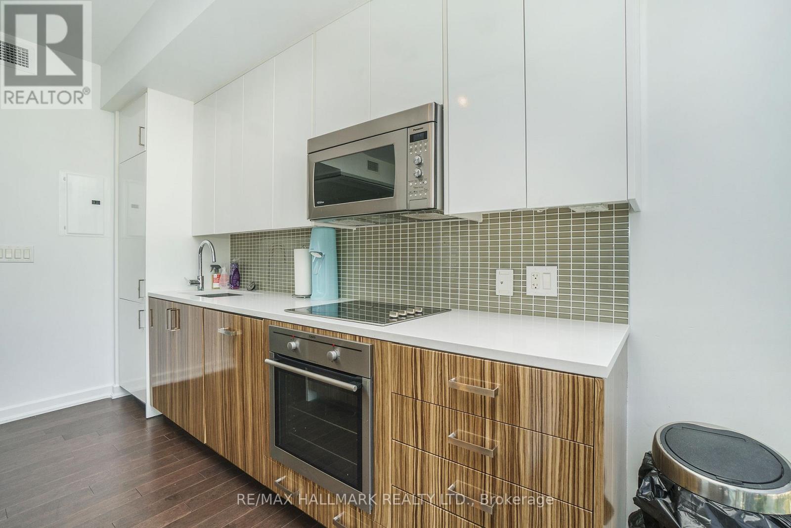#1113 300 LISGAR STREET - 5