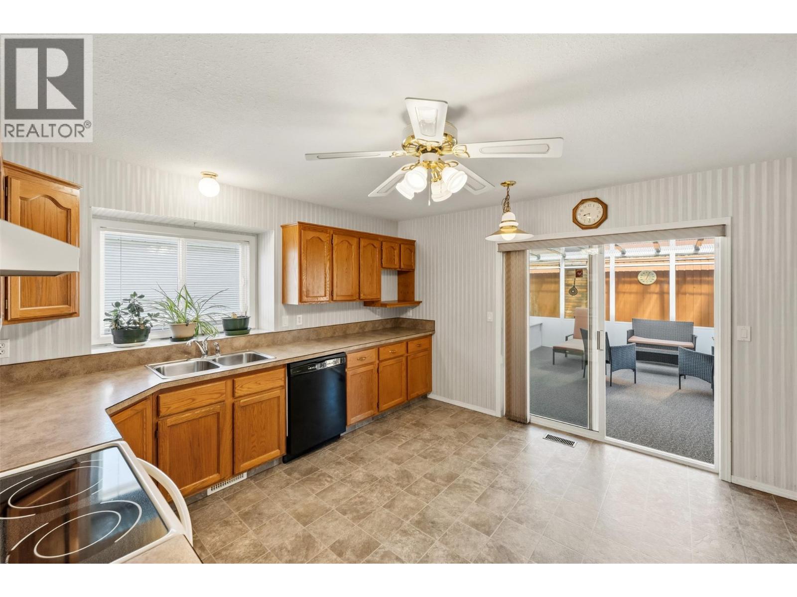 331 Falcon Drive, Penticton