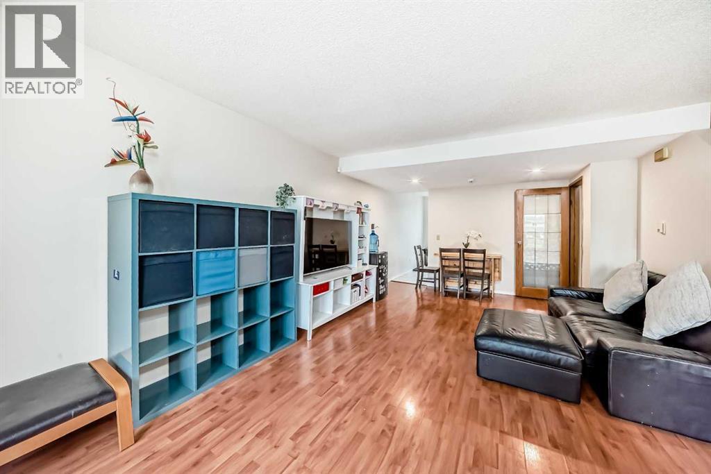 110 Edgeburn Crescent NW - 8