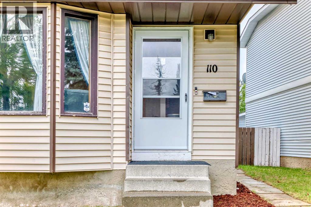 110 Edgeburn Crescent NW - 4