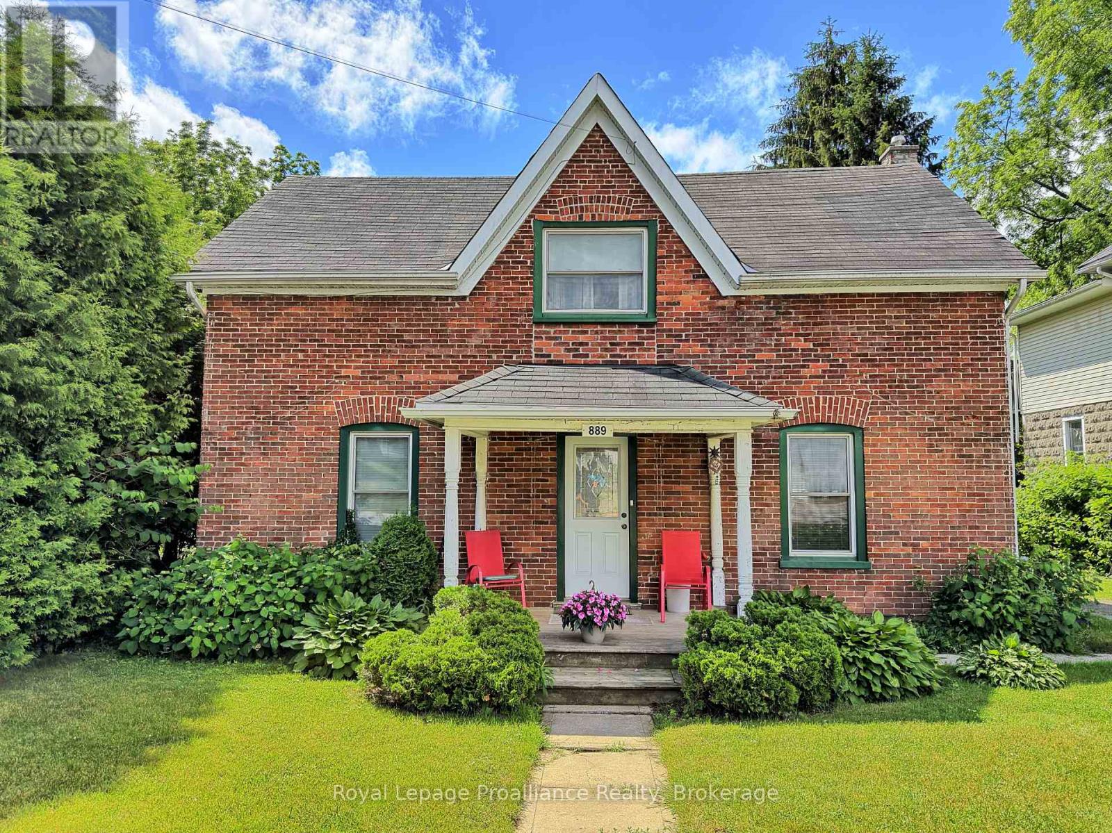 889 SMITH STREET - 1