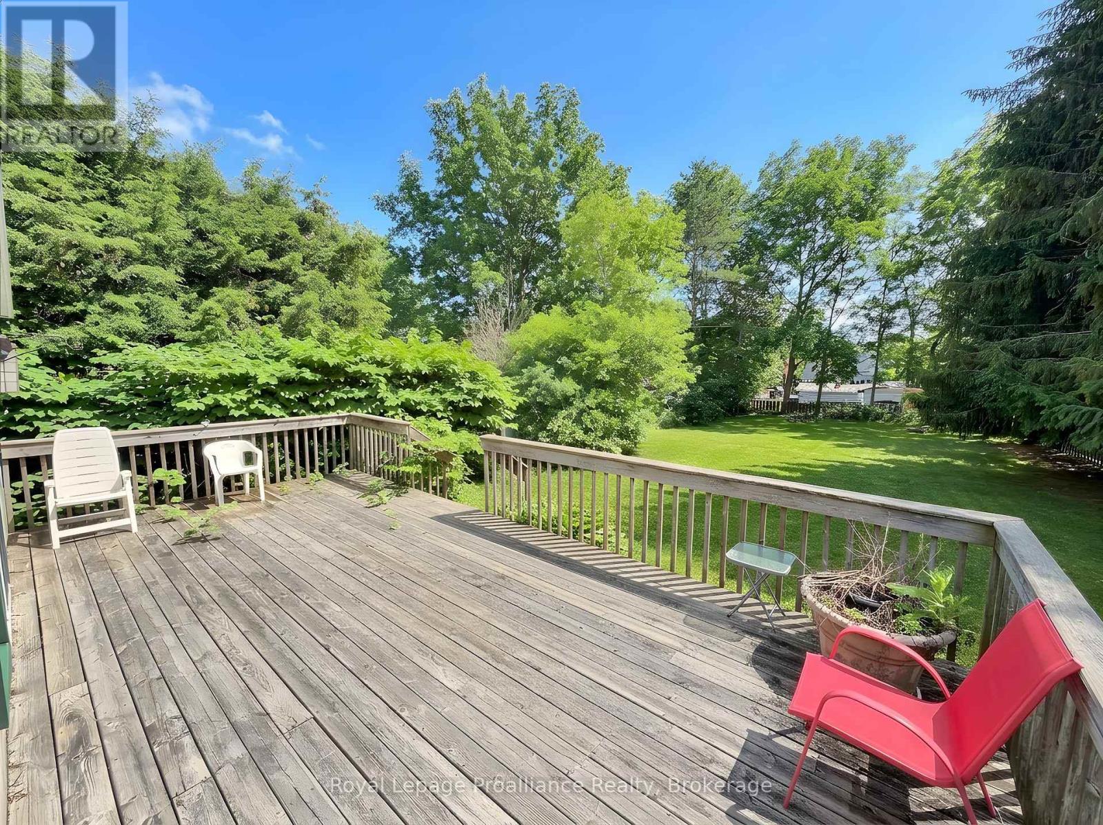 889 SMITH STREET - 13