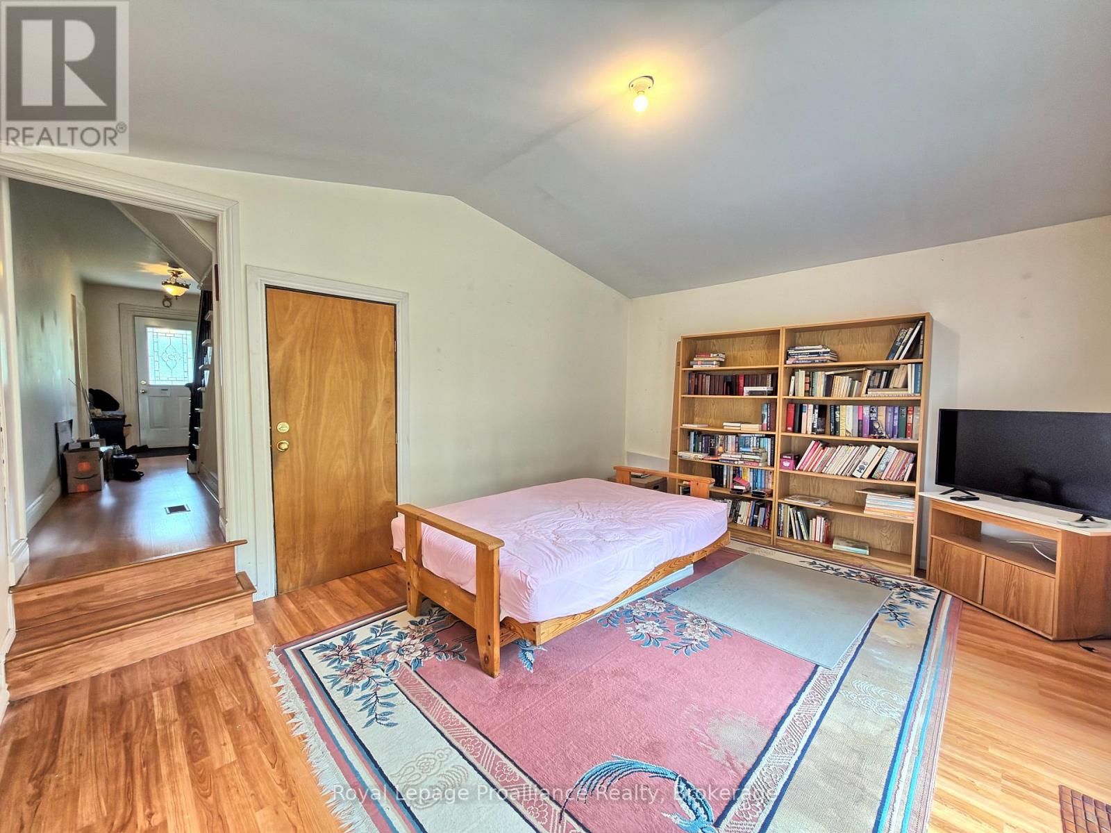 889 SMITH STREET - 21