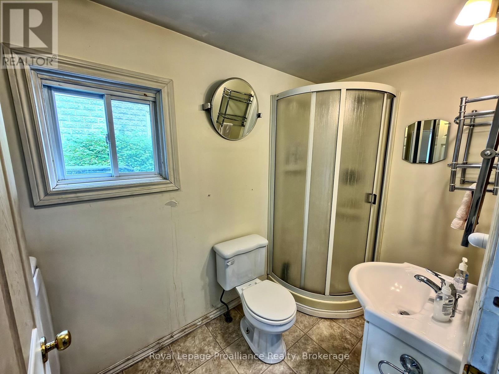 889 SMITH STREET - 31