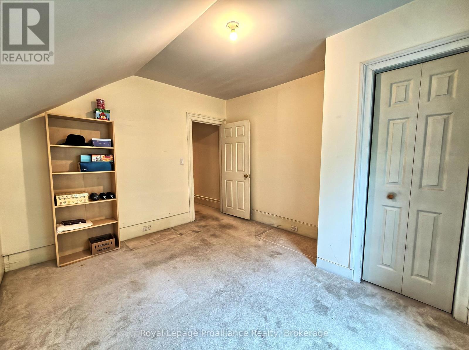 889 SMITH STREET - 4