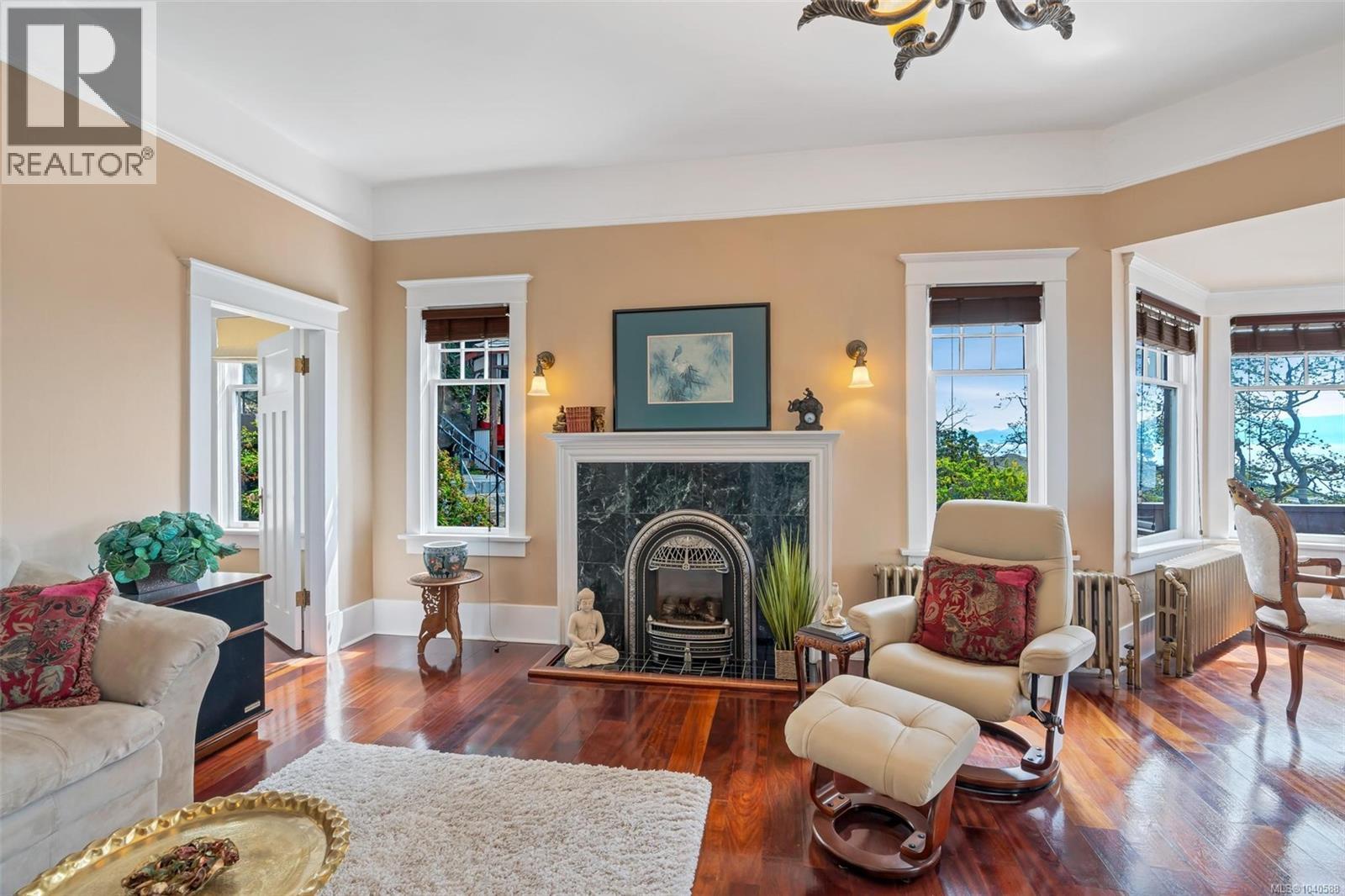 1926 Crescent Rd - 92