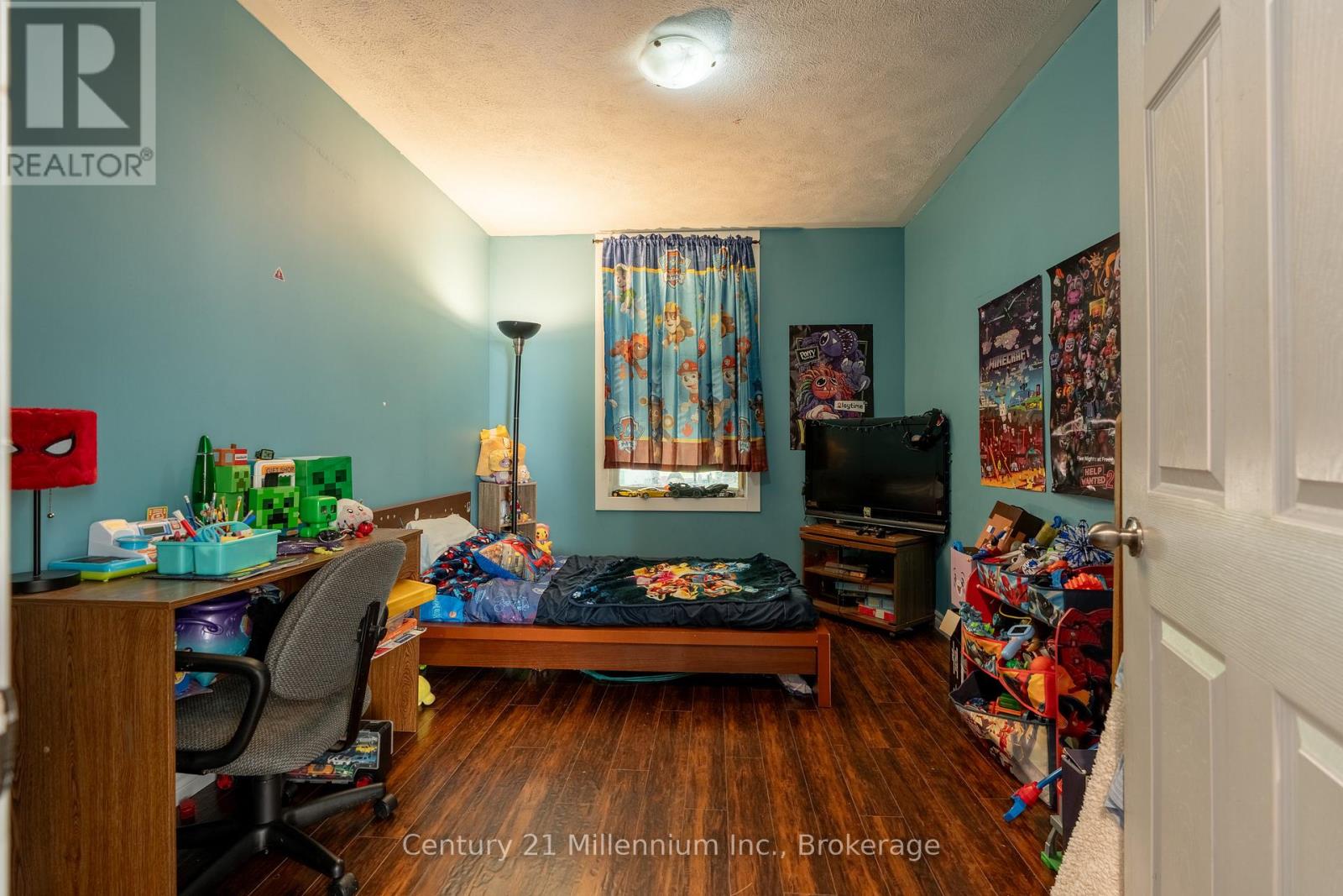 1700 3RD AVENUE E - 15